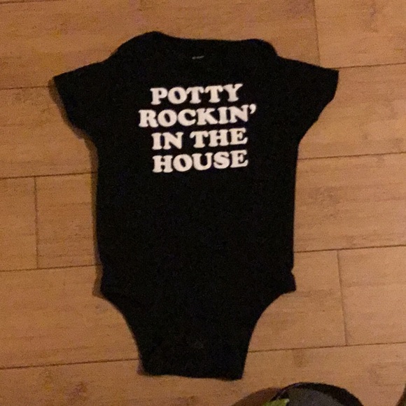 Boys graphic onesies bundle - Picture 3 of 4